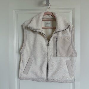 Abercrombie Sherpa vest